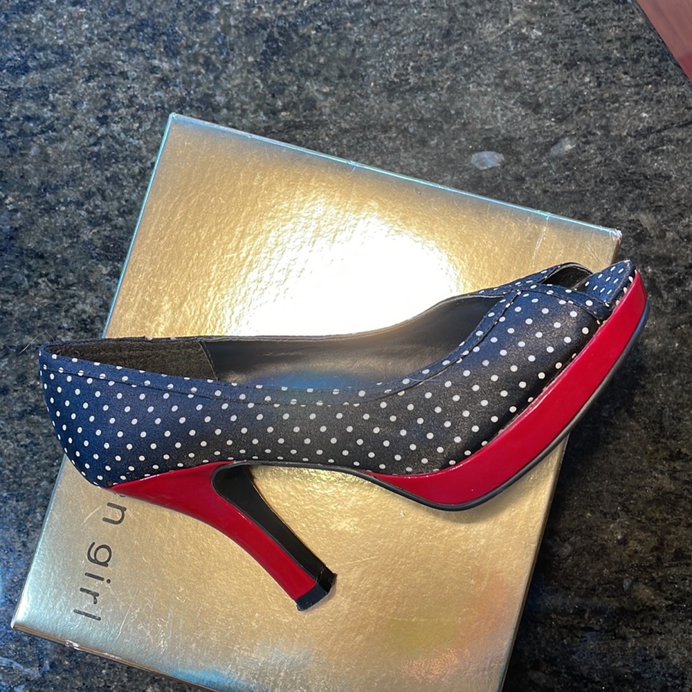 BETTY BOOP Steve Madden Heels Sz 7.5